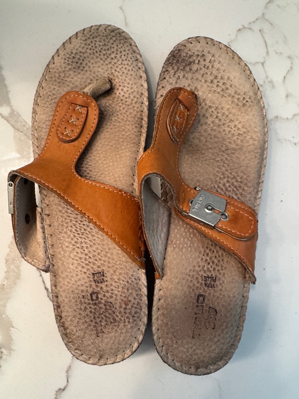 Women's Brown Leather Thong Sandals - Comfort Footbed